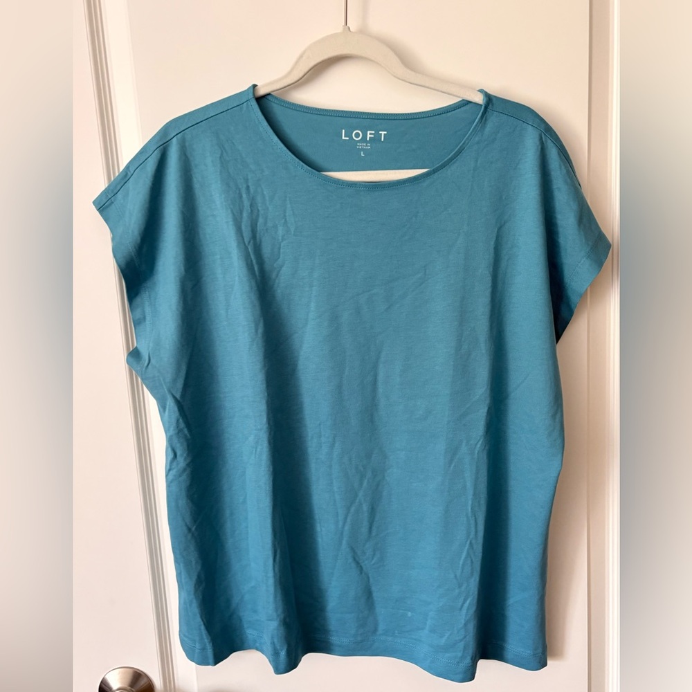 LOFT Teal Short Sleeve Crewneck Top